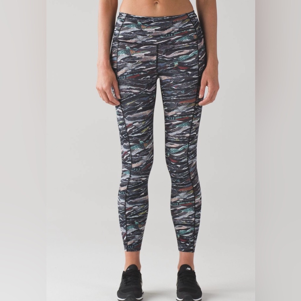 Lululemon Fast And Free 7/8 Tight Mini Sweatr Multi Black Leggings